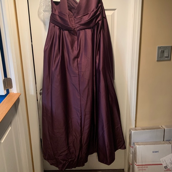 Brand New Bridesmaid Dress - Picture 2 of 5